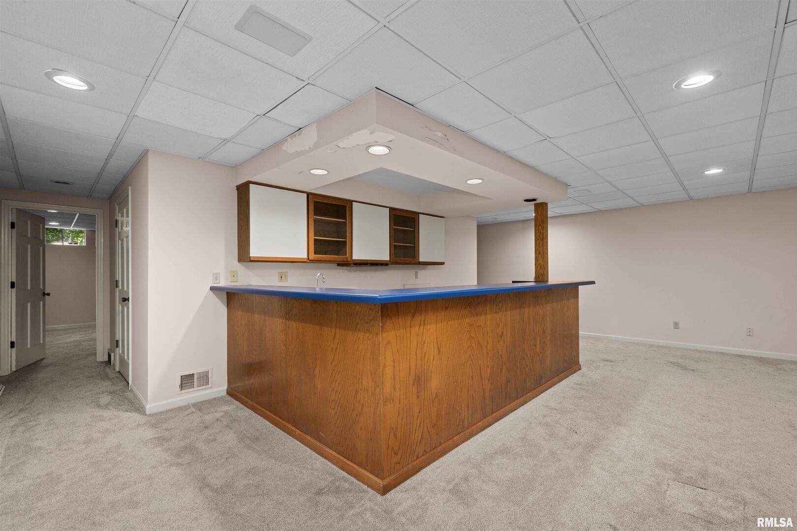 5 White Oak Court Moline, IL 61265 - Photo 47 of 57