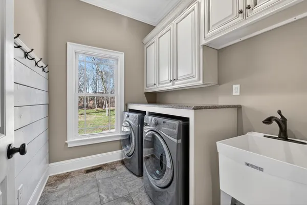 $707,000 | 2 Knotting Hill Road, Fayetteville, TN 37334