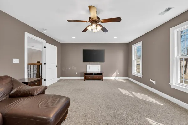 $707,000 | 2 Knotting Hill Road, Fayetteville, TN 37334