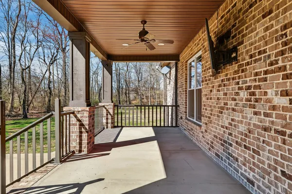 $707,000 | 2 Knotting Hill Road, Fayetteville, TN 37334