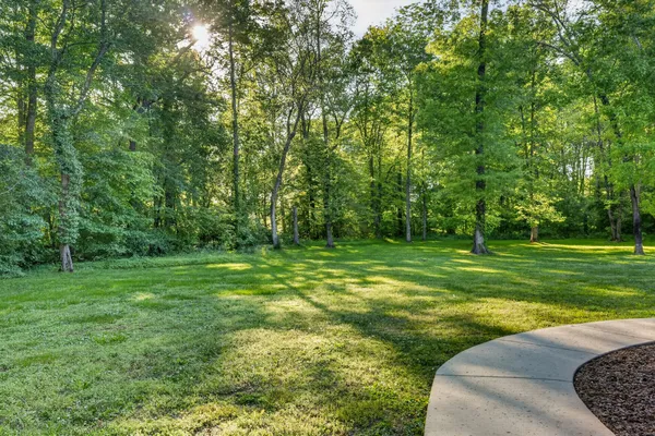 $707,000 | 2 Knotting Hill Road, Fayetteville, TN 37334