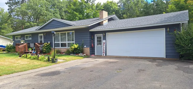 $319,000 | 400 York Street, Pine River, MN 56474