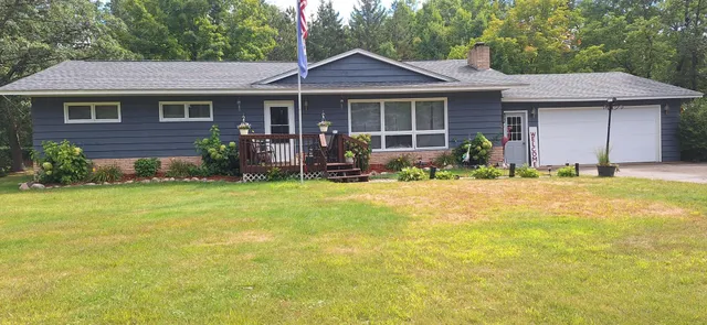$319,000 | 400 York Street, Pine River, MN 56474