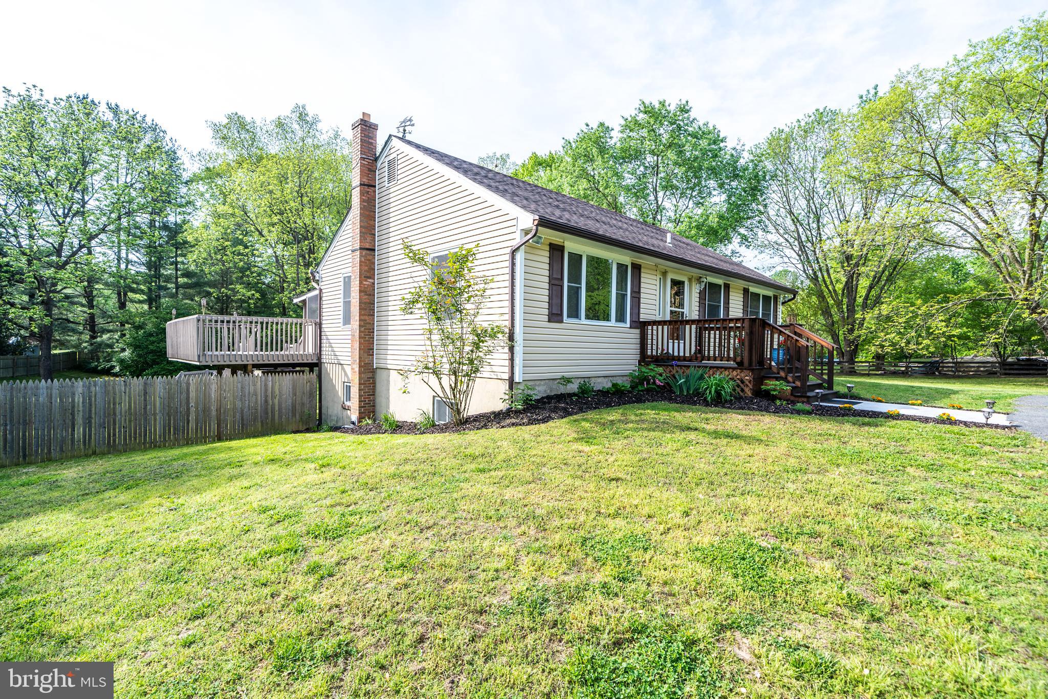 5589 Stephen Reid Road Huntingtown, MD 20639 - Photo 4 of 61