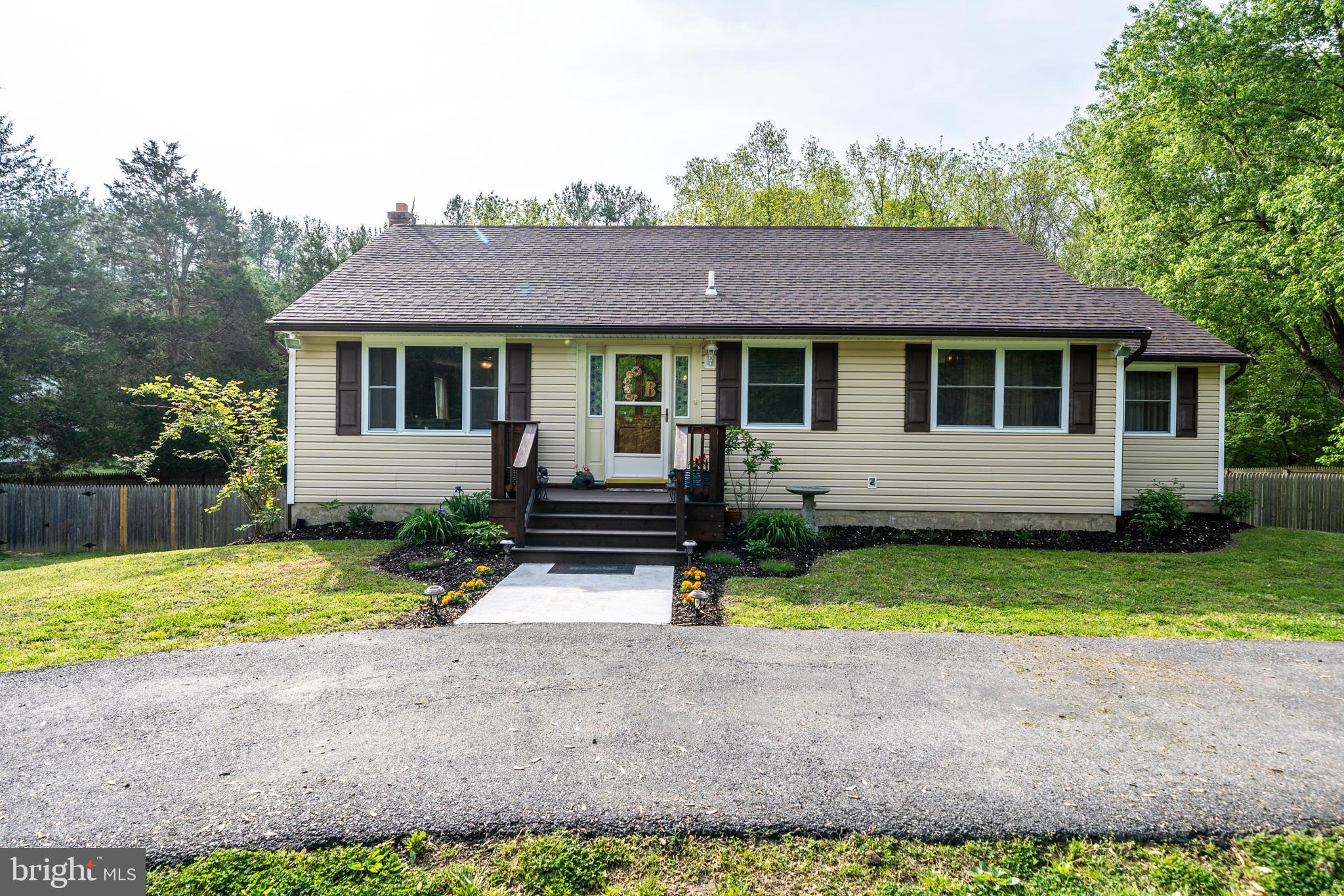 5589 Stephen Reid Road Huntingtown, MD 20639 - Photo 5 of 61