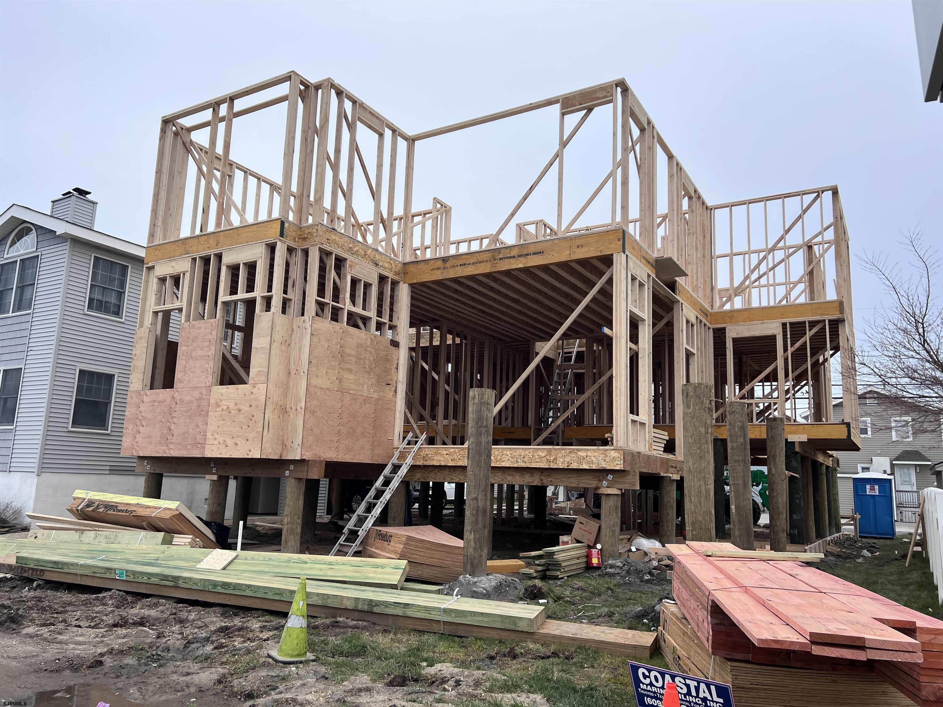 2711 West Ave Unit 2  