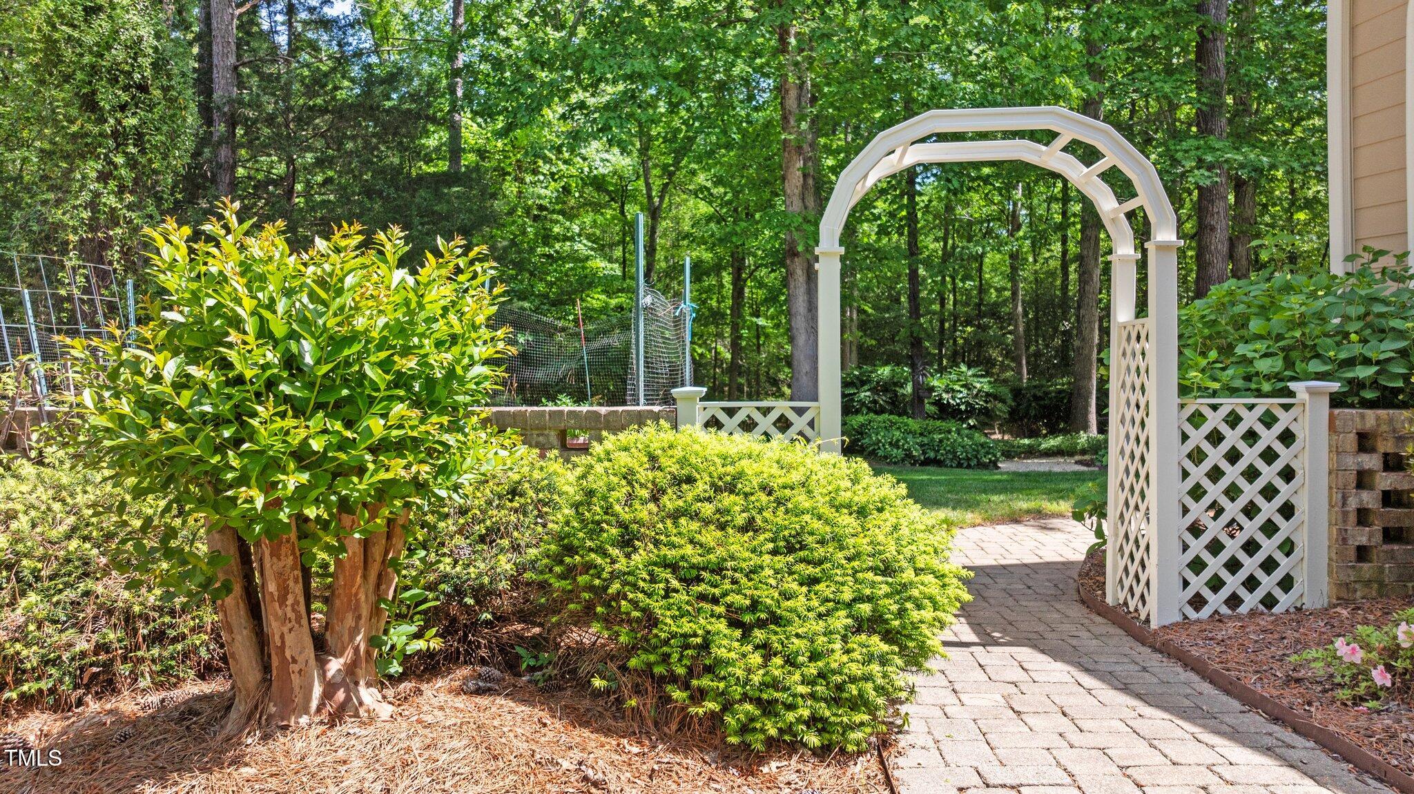 7212 Donneeford Road Wake Forest, NC 27587 - Photo 40 of 51 Garden Entry