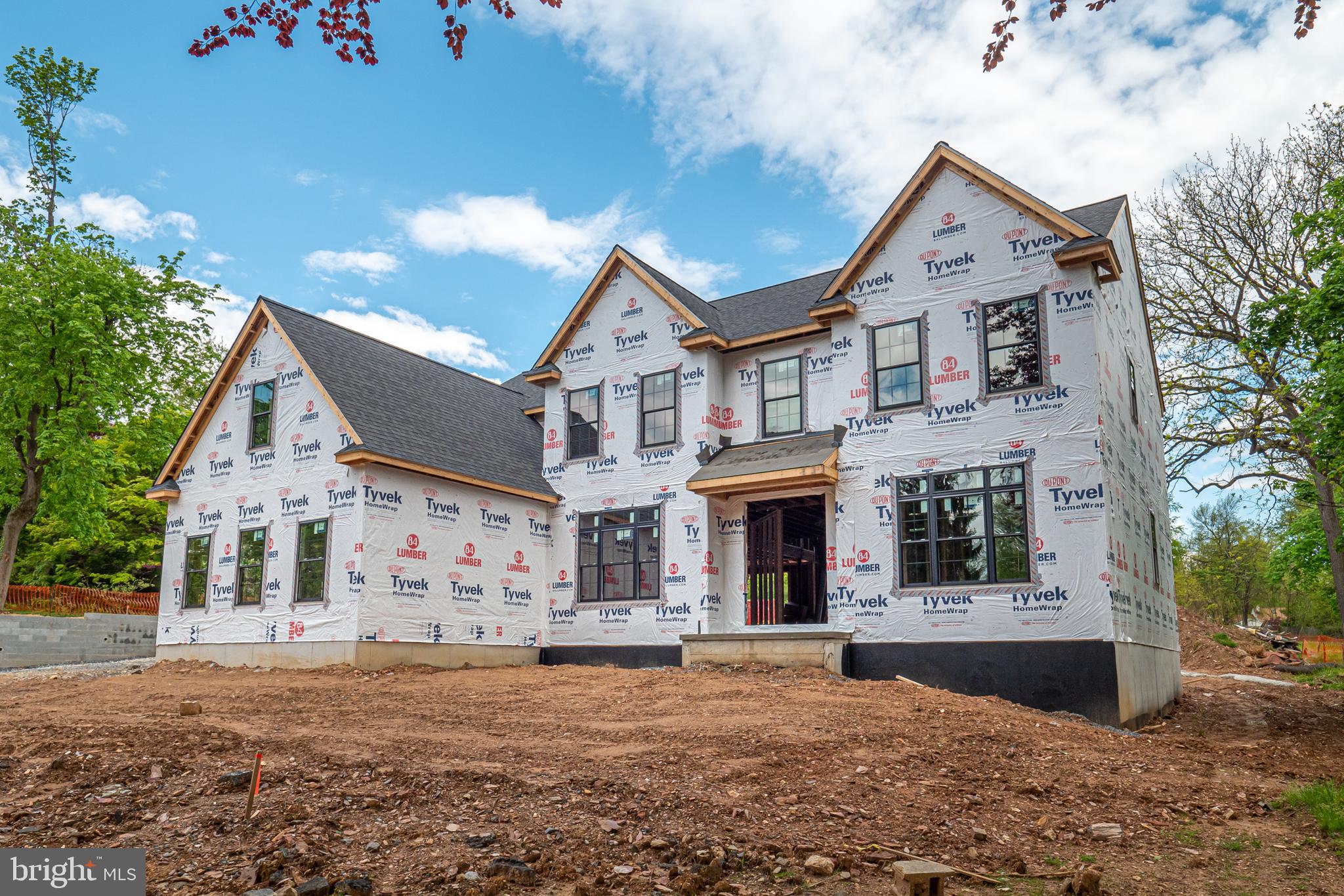 635 Upper Gulph Road Wayne, PA 19087 - Photo 2 of 29