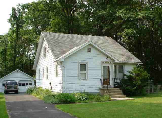 602 Feura Bush Road Bethlehem, NY 12077 - Photo 1 of 6 Photo 1