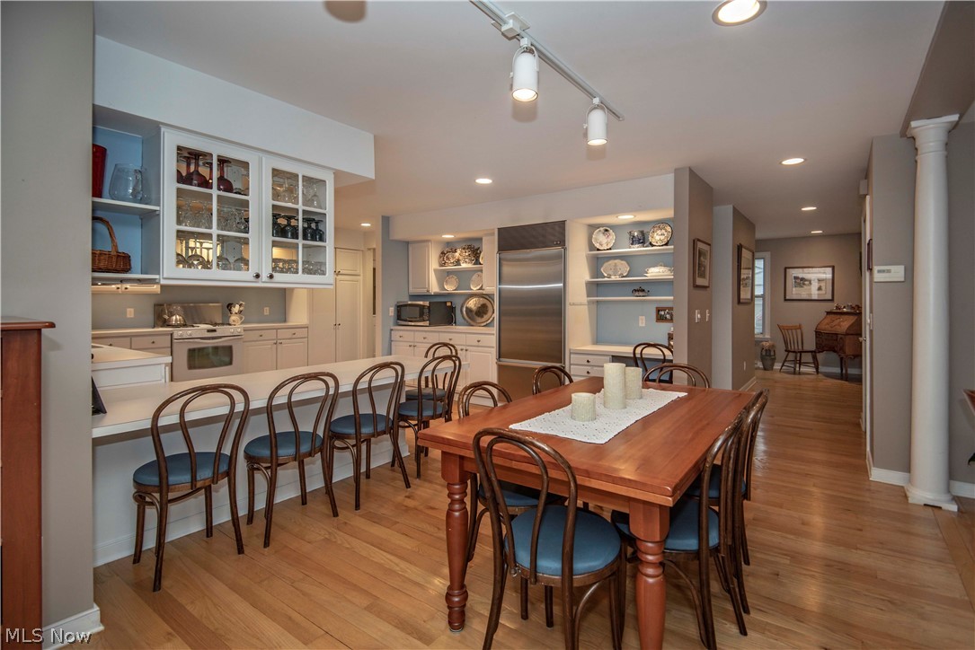 1801 Sheridan Road Cleveland, OH 44121 - Photo 9 of 34 Dining room with access to foyer. great room and kitchen.