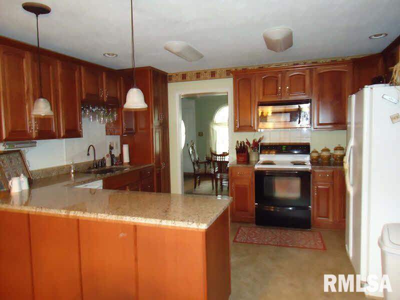407 Logan Run Road Murphysboro, IL 62966 - Photo 11 of 18