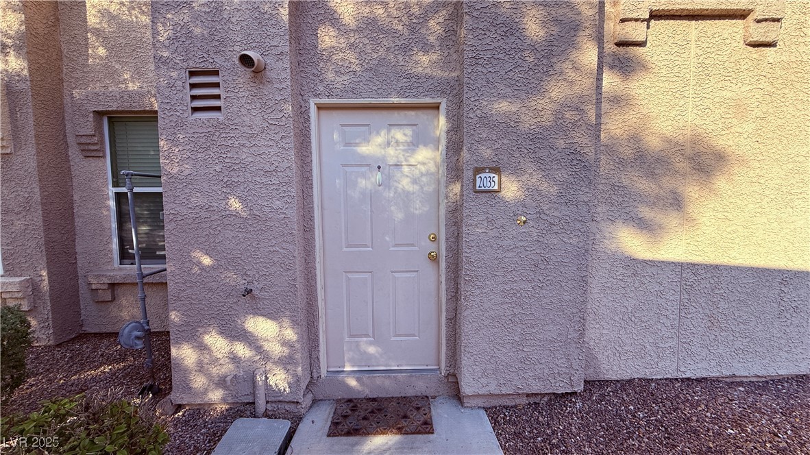 10550 West Alexander Road, Unit 2035 Las Vegas, NV 89129 - Photo 2 of 17