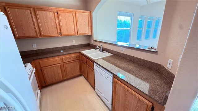 $1,375 | 10550 West Alexander Road, Unit 2035, Las Vegas, NV 89129
