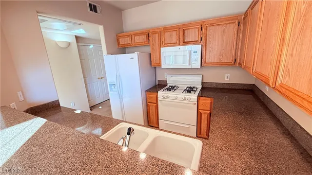 $1,375 | 10550 West Alexander Road, Unit 2035, Las Vegas, NV 89129