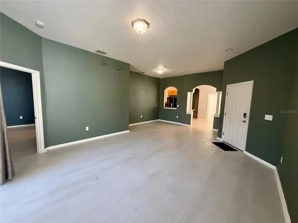 $1,995 | 31819 Blythewood Way, Wesley Chapel, FL 33543