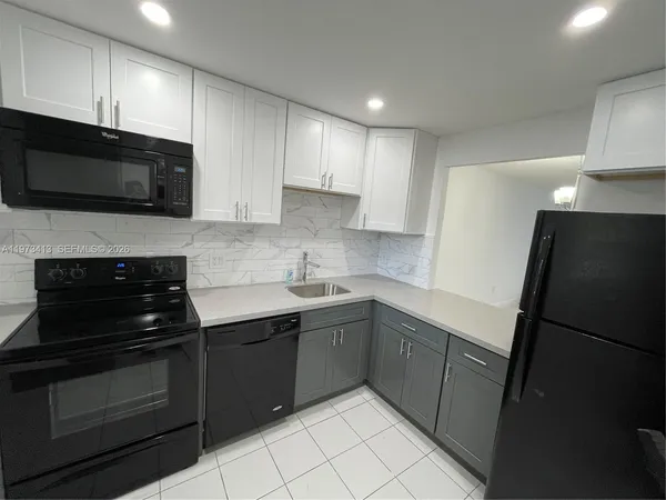 $2,100 | 8390 Sands Point Boulevard, Unit 107F, Tamarac, FL 33321