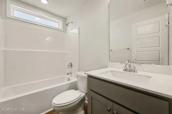 $319,706 | 13 East Emily Gardens Drive, Selma, NC 27576