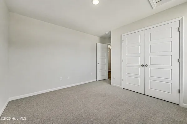 $319,706 | 13 East Emily Gardens Drive, Selma, NC 27576