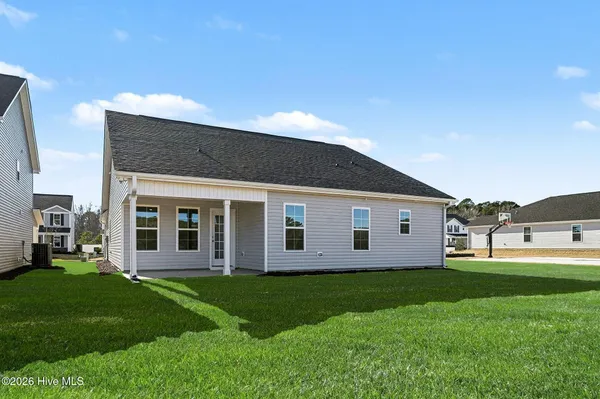 $319,706 | 13 East Emily Gardens Drive, Selma, NC 27576