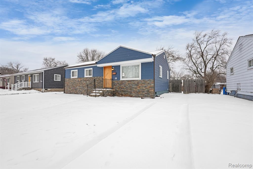 3323 Toepfer Road Warren, MI 48091 - Photo 2 of 18