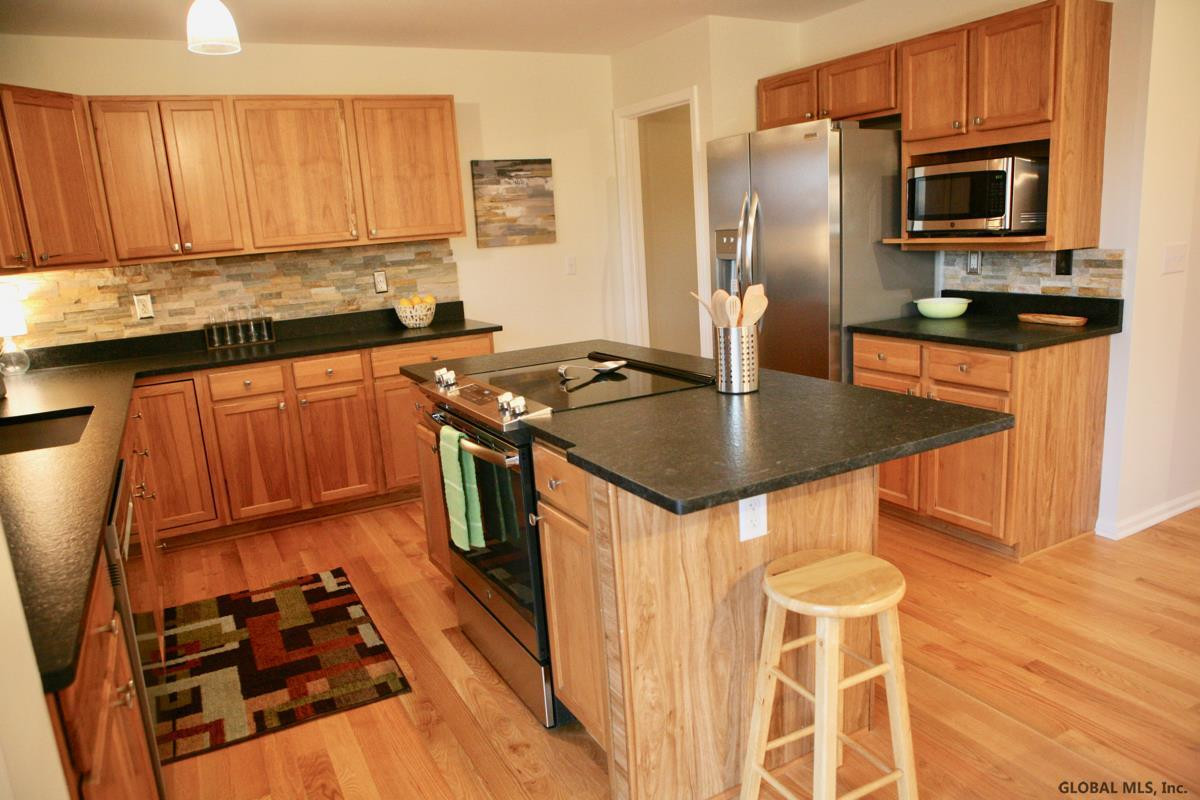 386 Stage Road Charlton, NY 12019 - Photo 8 of 39 Photo 8