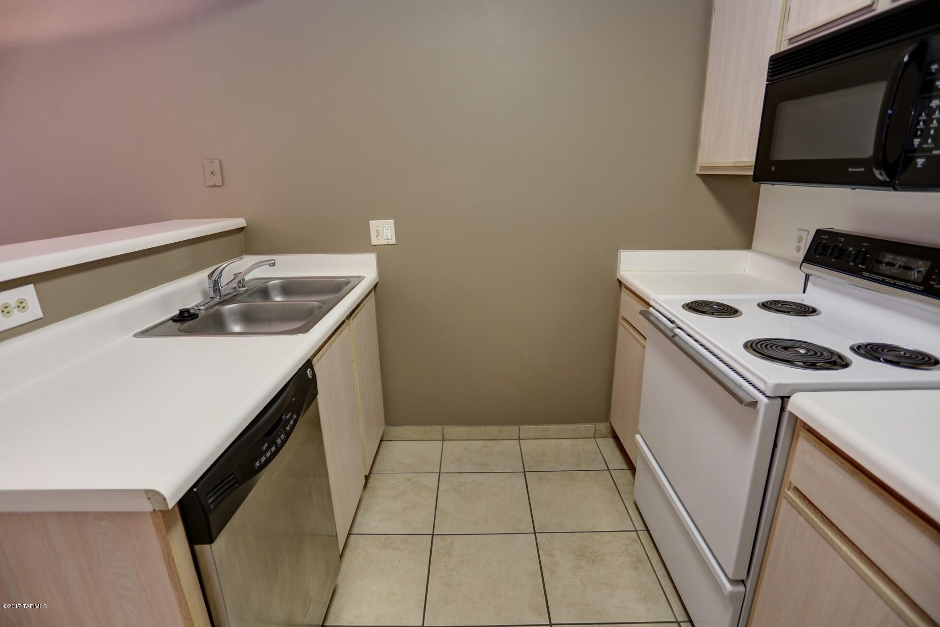 5751 North Kolb Road, Unit 30107 Tucson, AZ 85750 - Photo 14 of 32