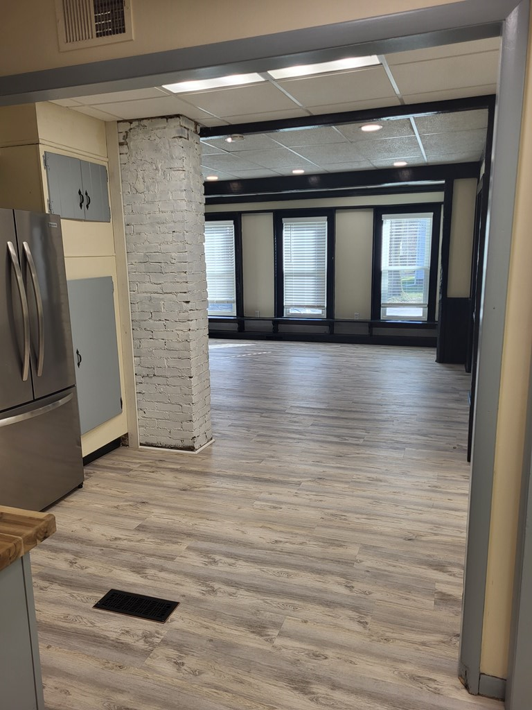 267 East 1st Street Corning, NY 14830 - Photo 3 of 18