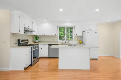 $649,000 | 295 Westwind Circle, Osterville, MA 02655