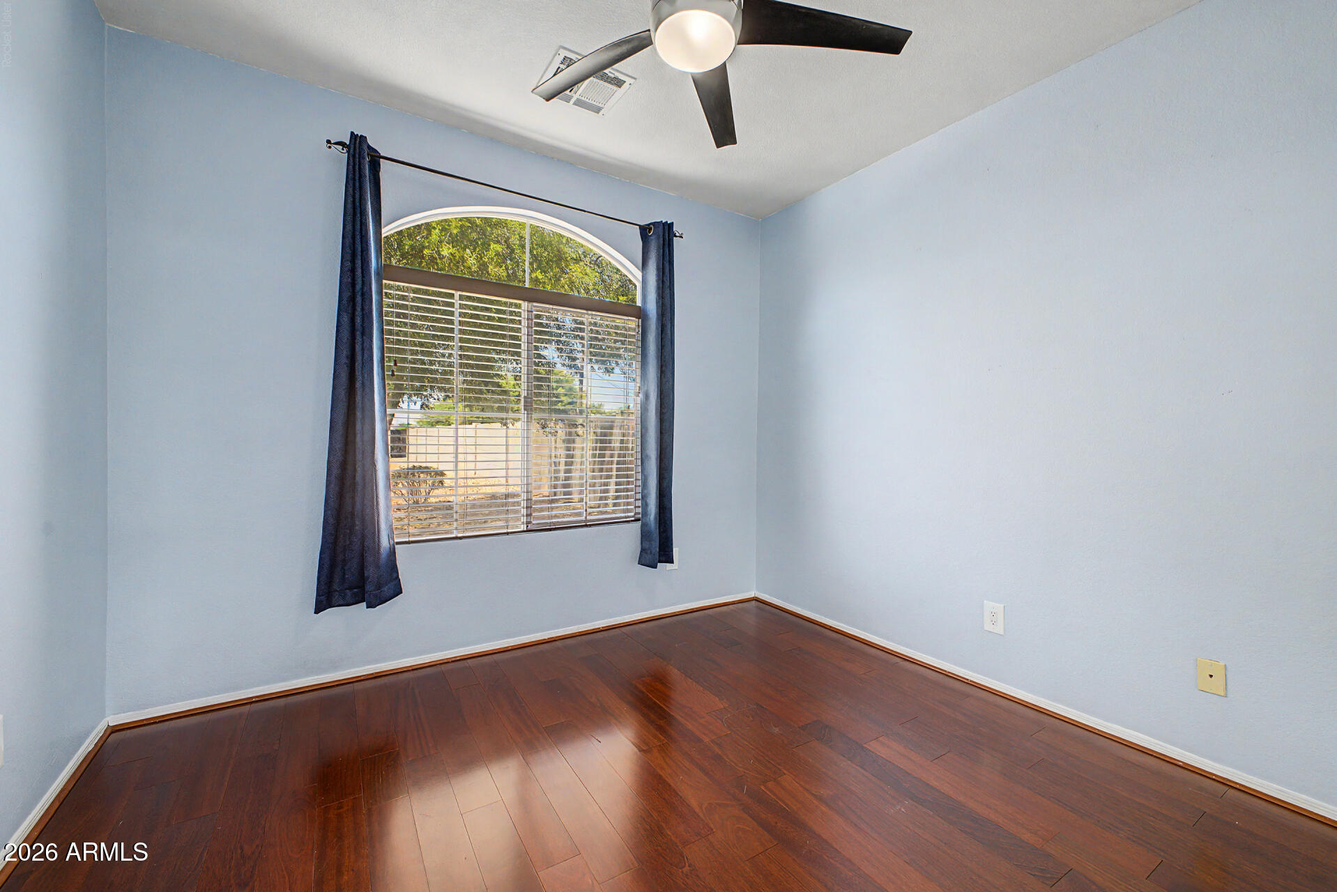 1225 Grenadine Road Phoenix, AZ 85040 - Photo 19 of 36