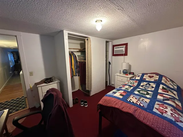 $1,600 | 711 Old Post Road, Arundel, ME 04046