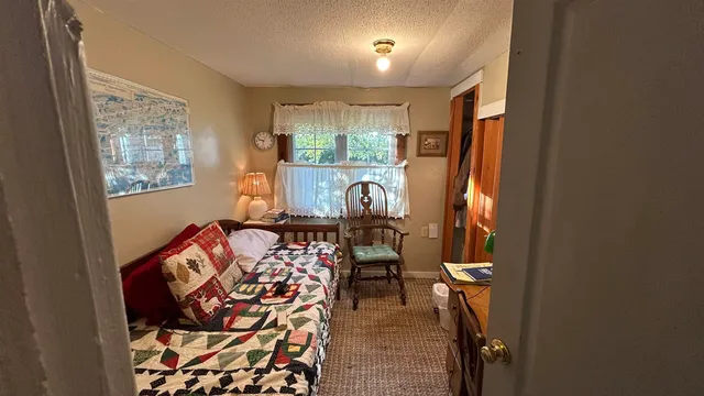 $1,600 | 711 Old Post Road, Arundel, ME 04046