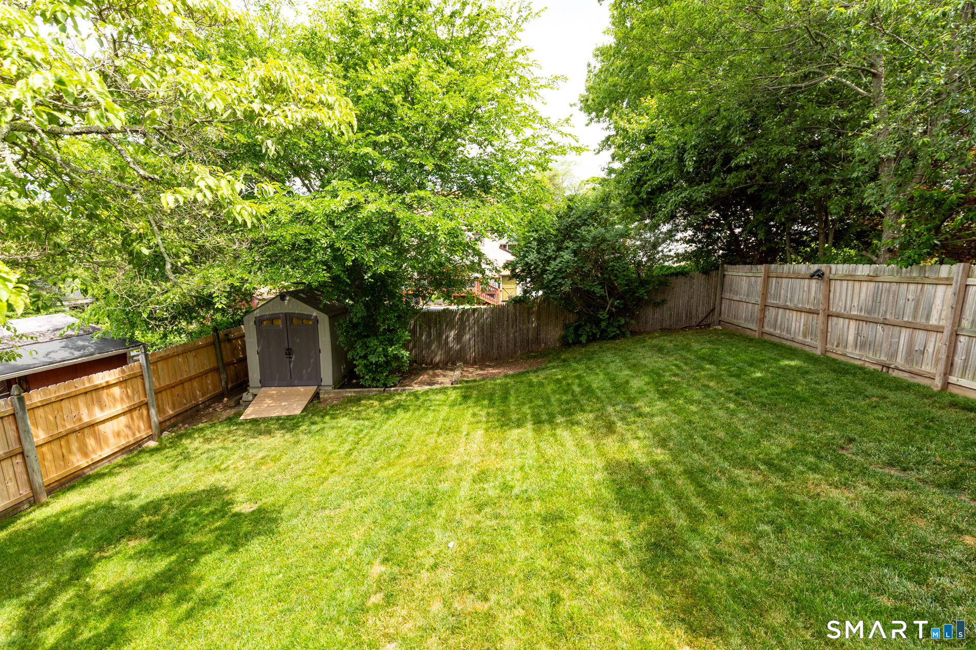29 Niles Hill Road New London, CT 06320 - Photo 7 of 36