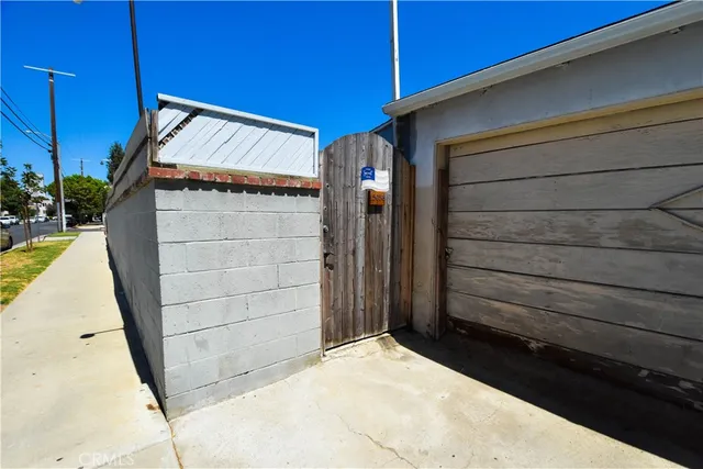 $930,000 | 15058 Friar Street, Van Nuys, CA 91411