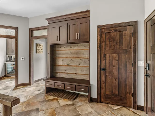 $1,999,000 | 2423 County Highway, Manitowoc, WI 54220