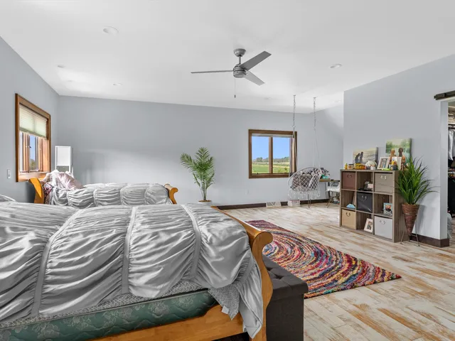 $1,999,000 | 2423 County Highway, Manitowoc, WI 54220