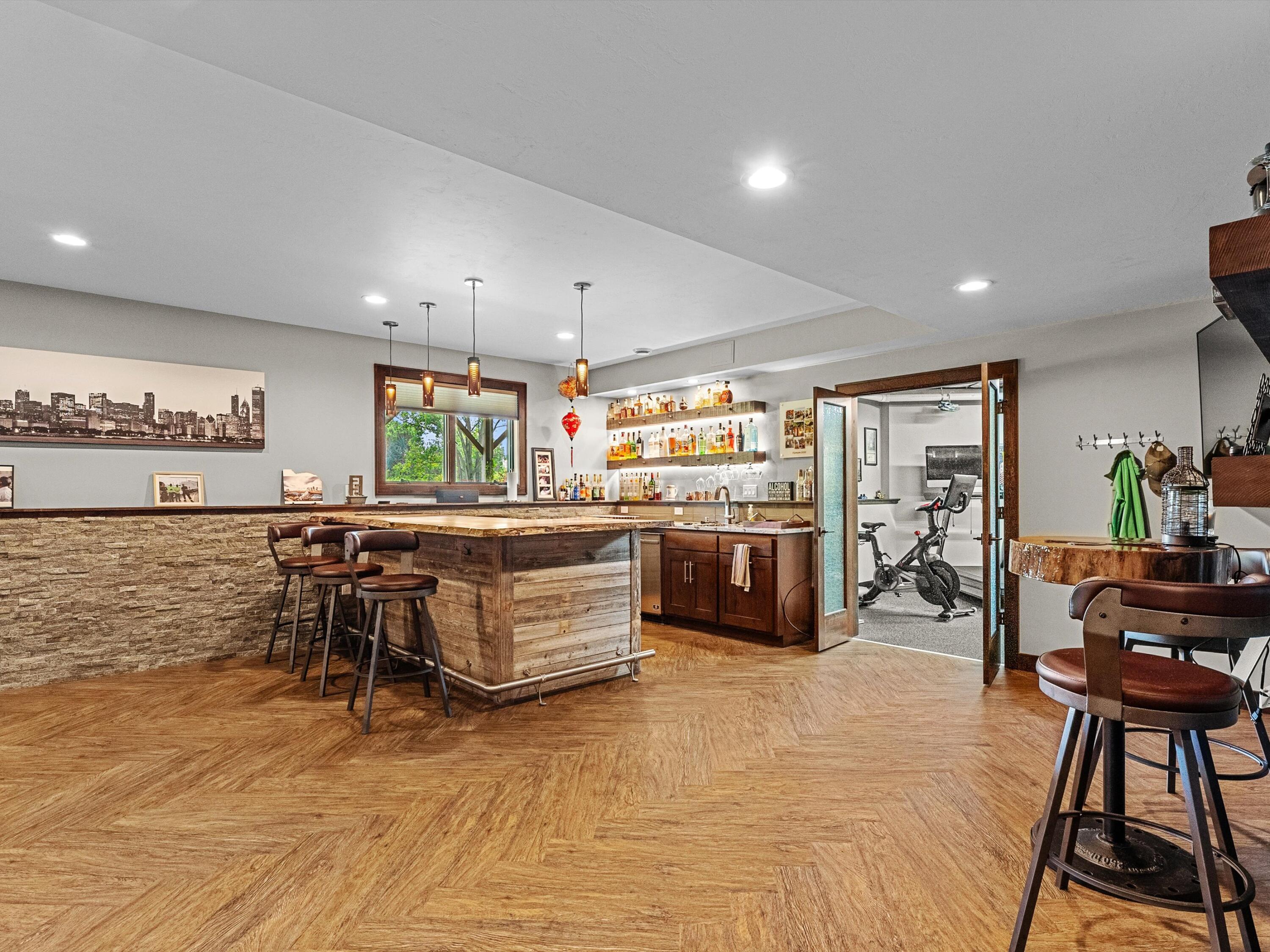 2423 County Highway Manitowoc, WI 54220 - Photo 49 of 102 049-049_2439249_06374