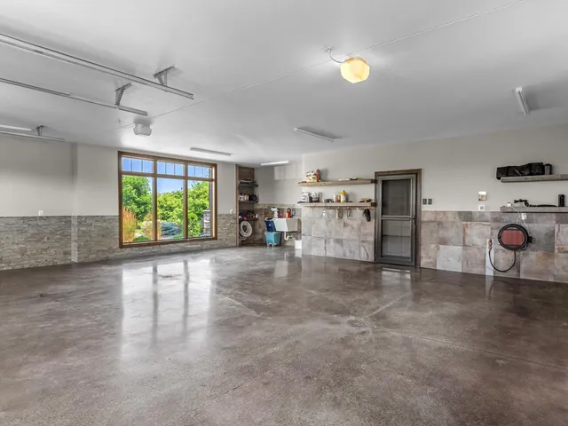 $1,999,000 | 2423 County Highway, Manitowoc, WI 54220