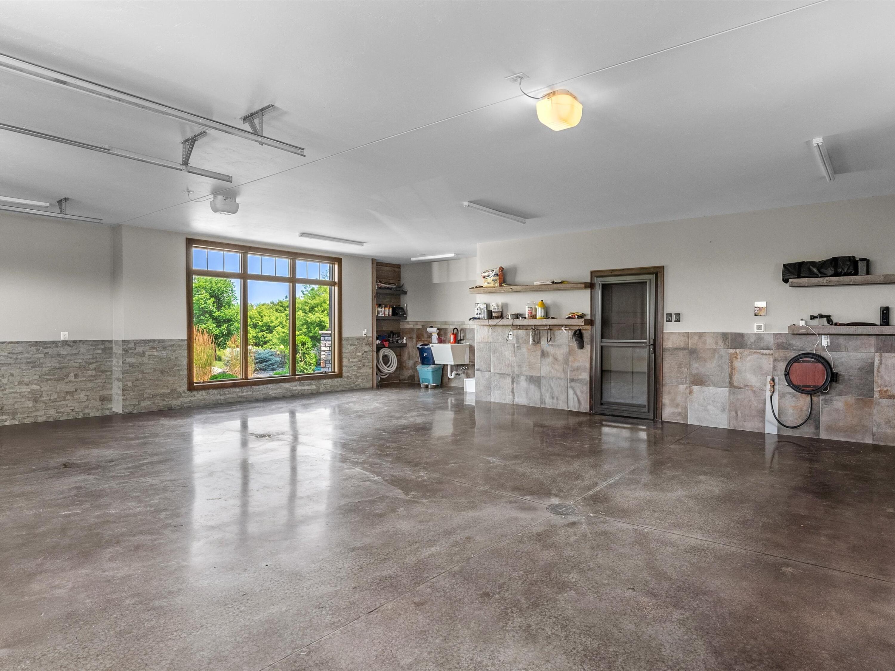 2423 County Highway Manitowoc, WI 54220 - Photo 52 of 102 060-060_2439249_06429