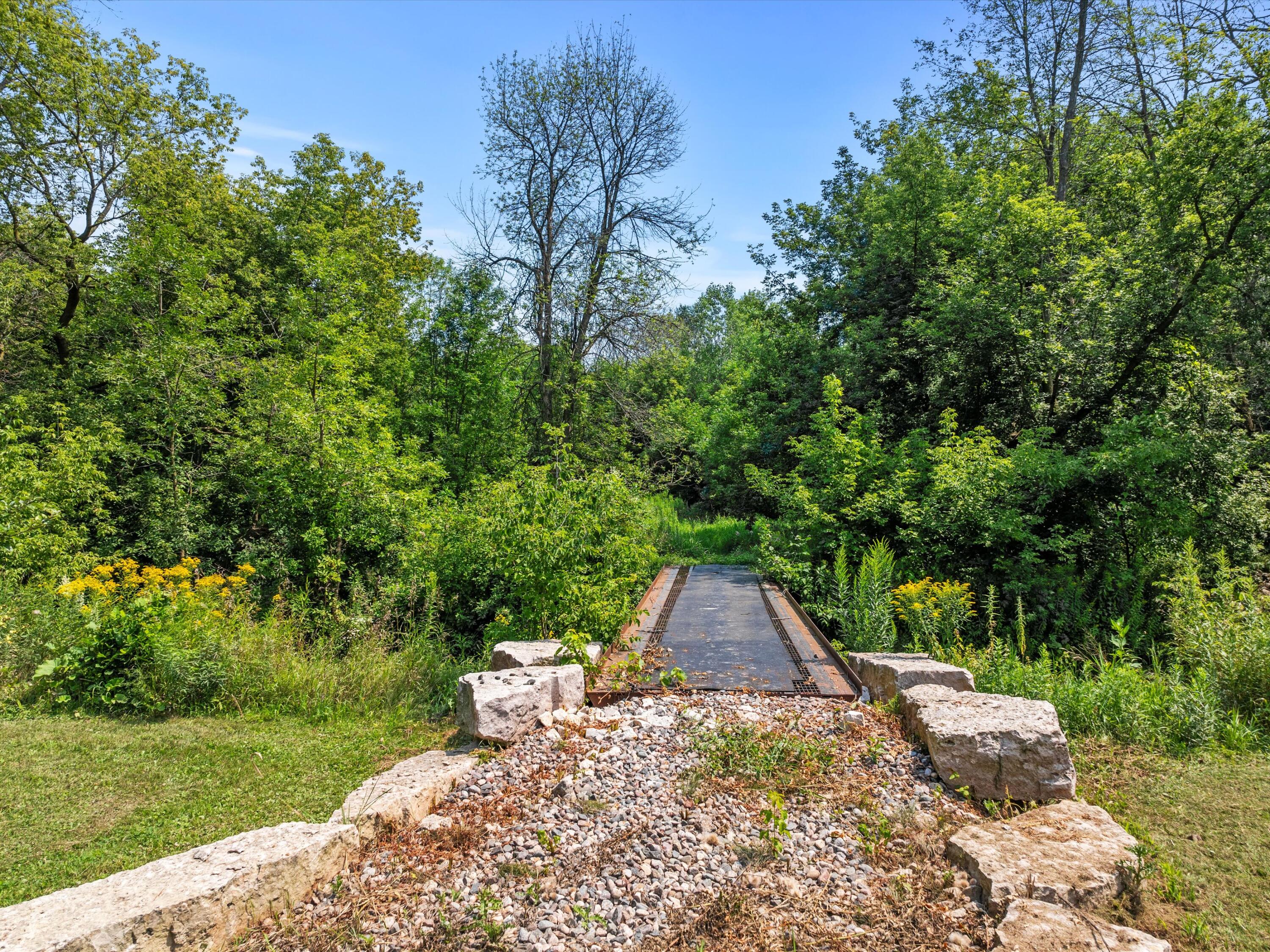 2423 County Highway Manitowoc, WI 54220 - Photo 84 of 102 073-073_2439249_124609_0214_D