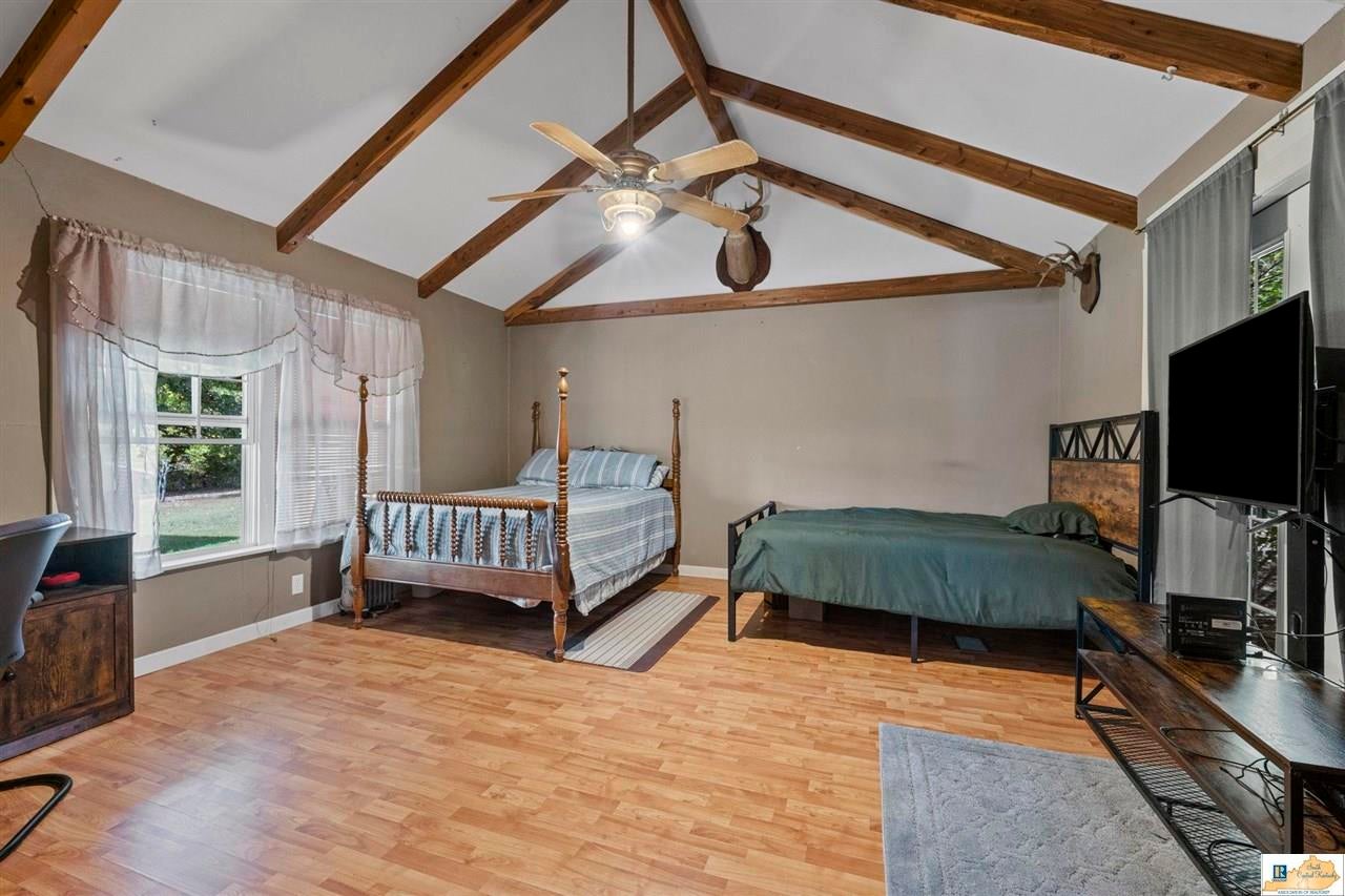 802 Sandstone Ridge Road Bonnieville, KY 42713 - Photo 10 of 29 Gallery Image 10