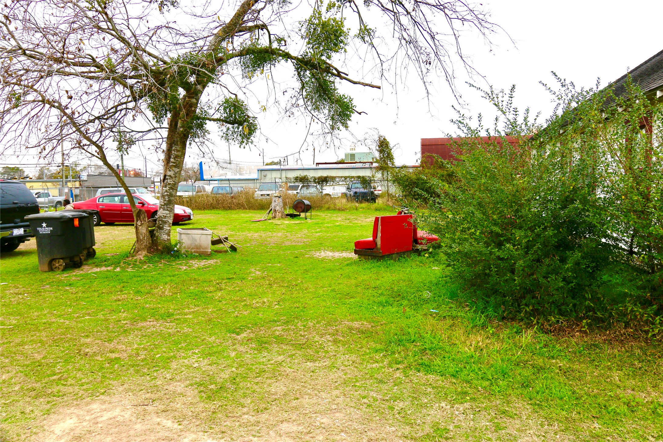 710 Danover Road Katy, TX 77494 - Photo 12 of 16 a backyard of a house with table and chairs