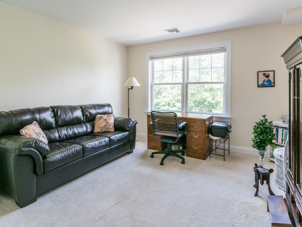 11 Cheriton Road, Unit 308 Boston, MA 02132 - Photo 11 of 16 Gallery Image 11