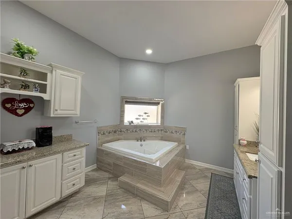 $850,000 | 11406 Fm 2812 Street, Edcouch, TX 78538