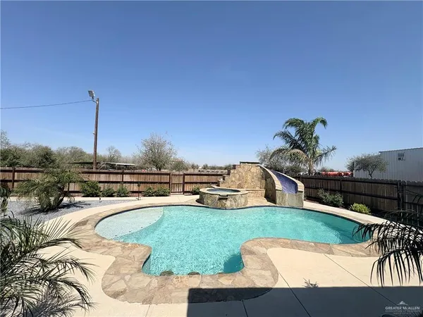 $850,000 | 11406 Fm 2812 Street, Edcouch, TX 78538