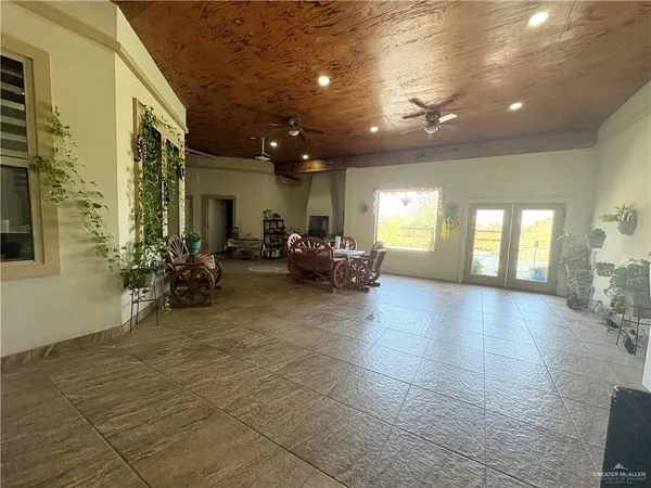 $850,000 | 11406 Fm 2812 Street, Edcouch, TX 78538