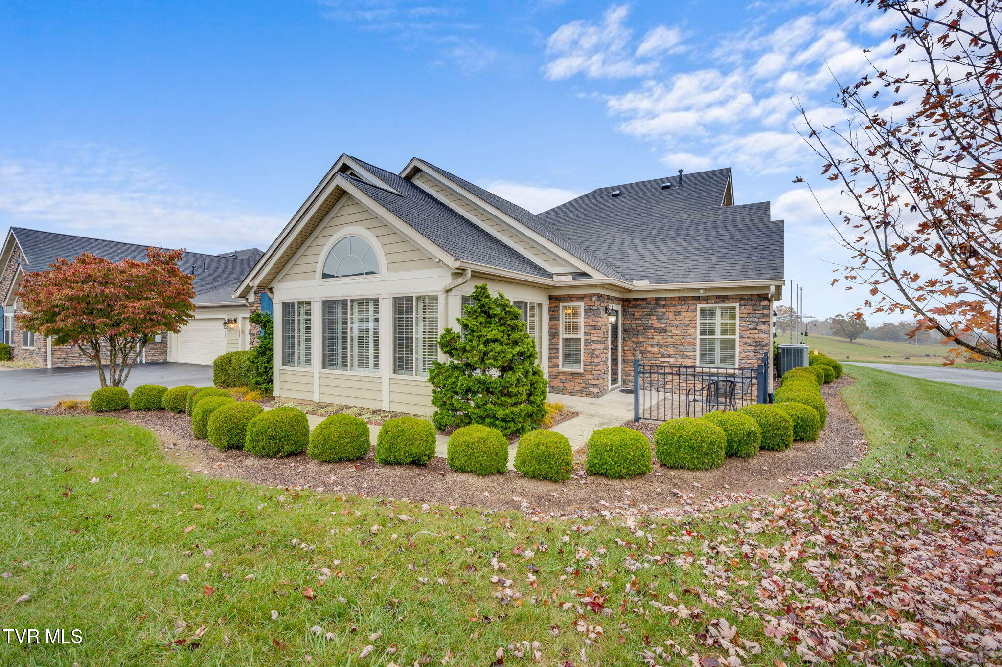 1620 Hatterdale Farm Road, Unit 1620 Blountville, TN 37617 - Photo 2 of 38 Maintenance Free Living