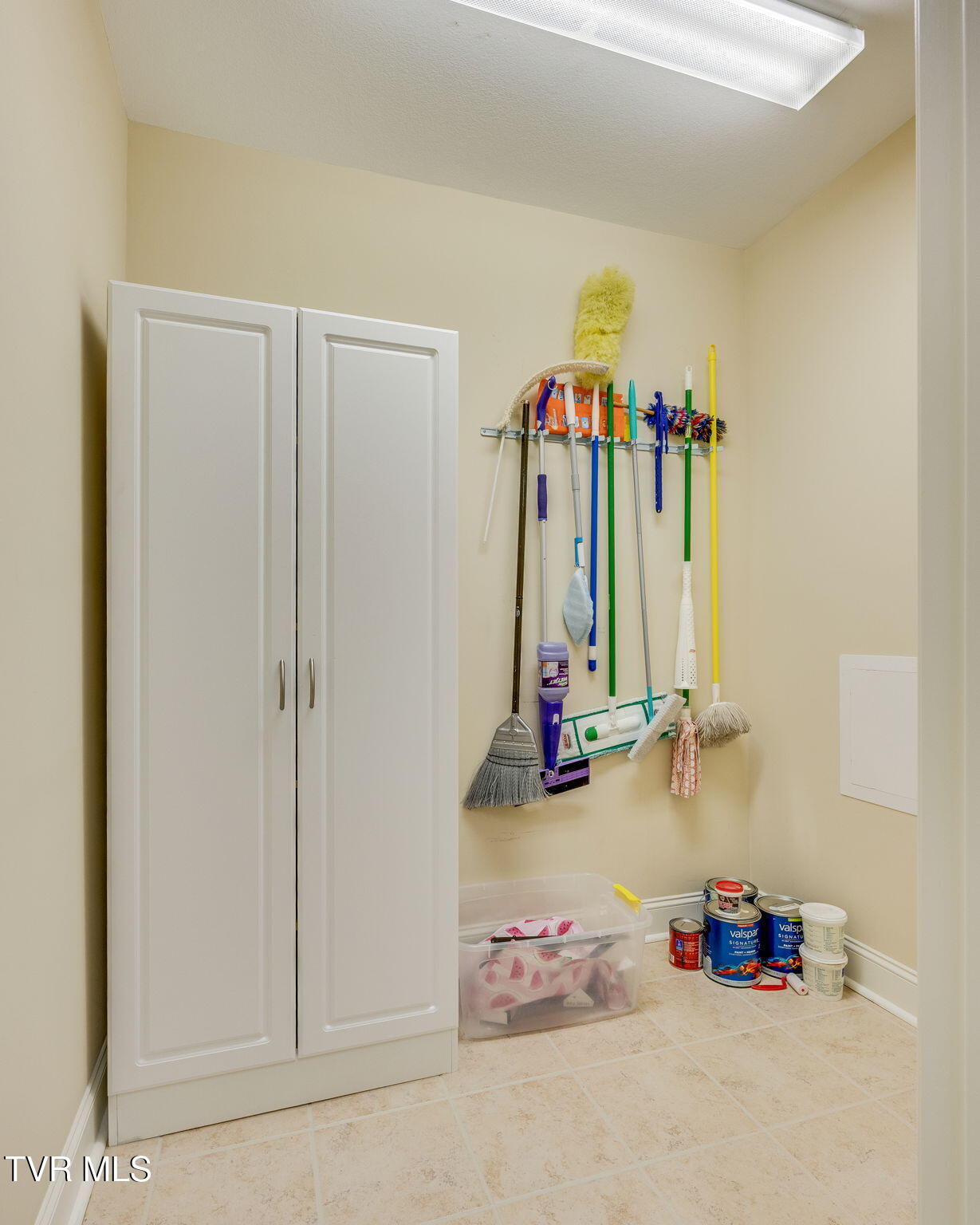 1620 Hatterdale Farm Road, Unit 1620 Blountville, TN 37617 - Photo 28 of 38 Utility Room