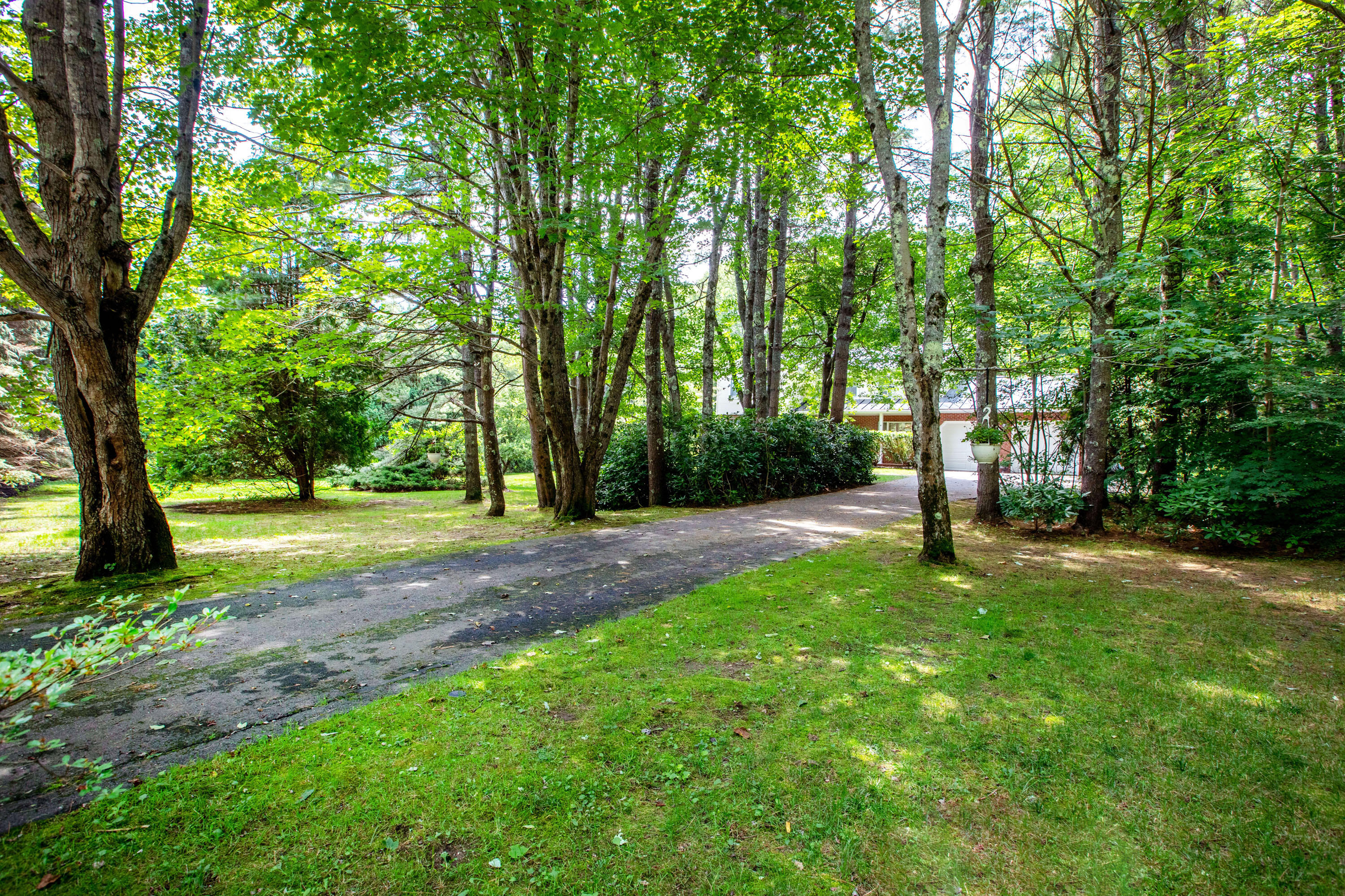 9 Oakridge Road Brunswick, ME 04011 - Photo 3 of 64 Oak Ridge_Moyer_03