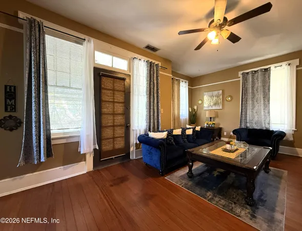 $1,695 | 148 West 6th Street, Jacksonville, FL 32206