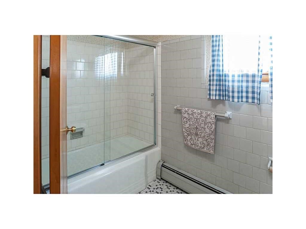 58 Oneida Street Pawtucket, RI 02860 - Photo 16 of 23 Gallery Image 16